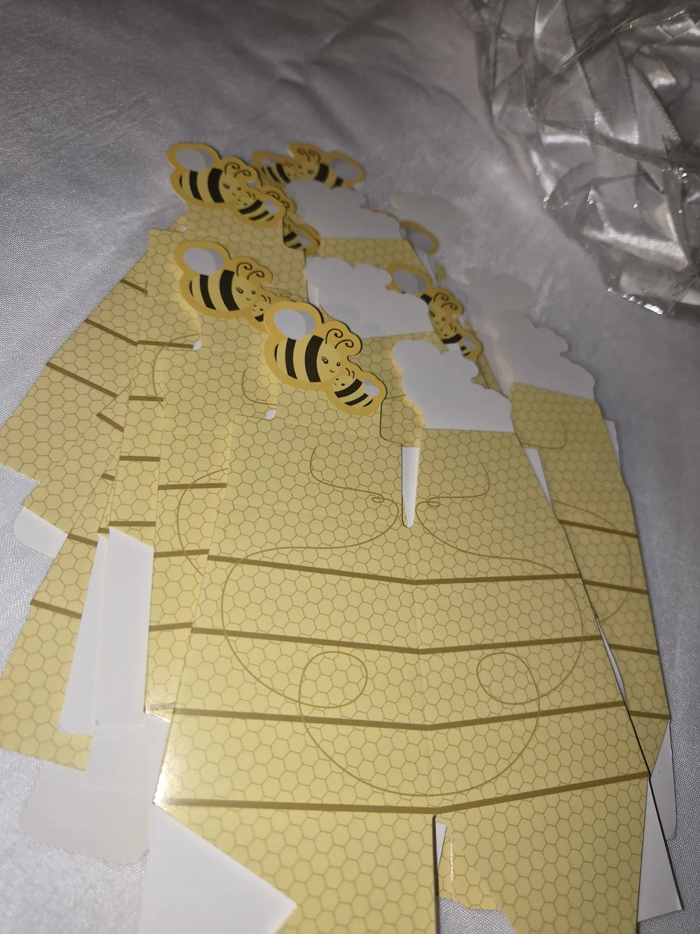 N/A cute bee